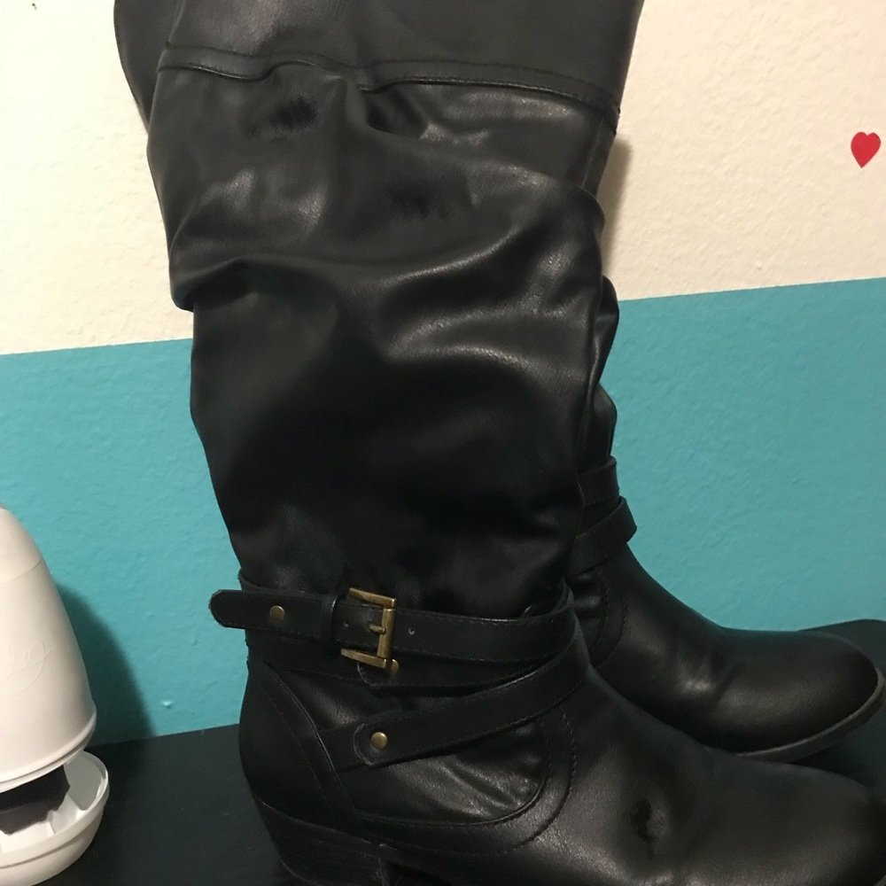 Women's size 7 boots